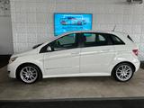 Mercedes-Benz B 180*Automatik*TÜVNEU*Garantie*Navi - gebrauchte Mercedes-Benz B 180 aus dem Jahr 2010