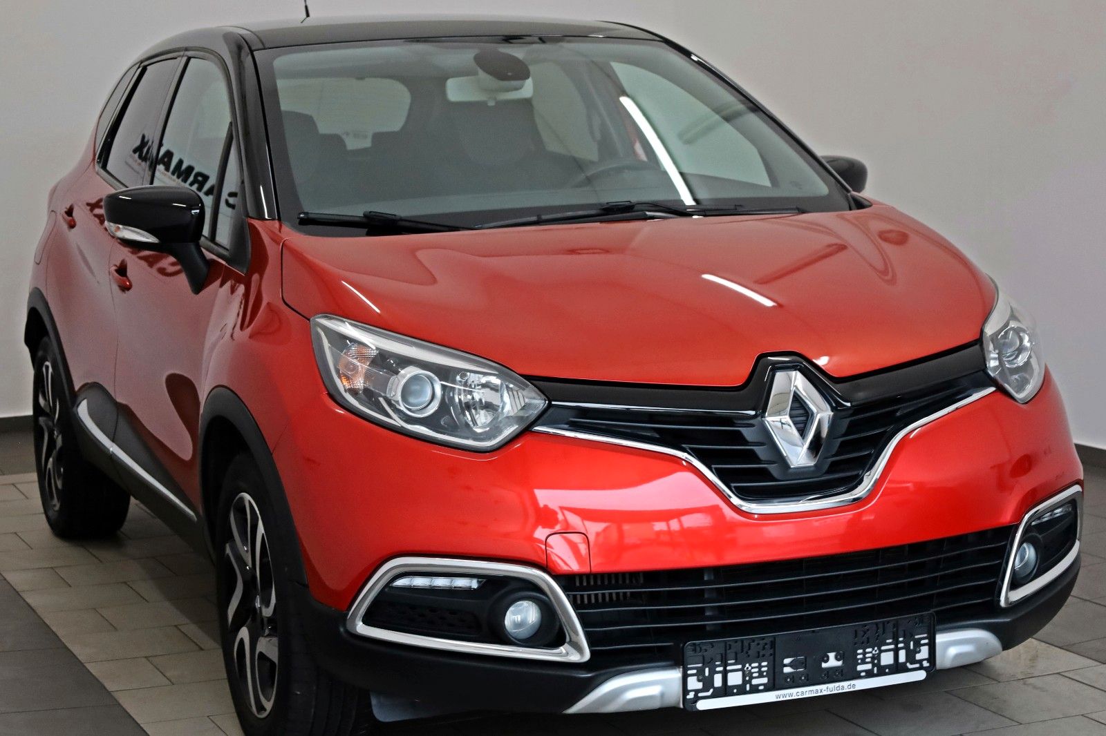 Fahrzeugabbildung Renault Captur XMOD Leder,Navi,SH,Kamera,SR+WR