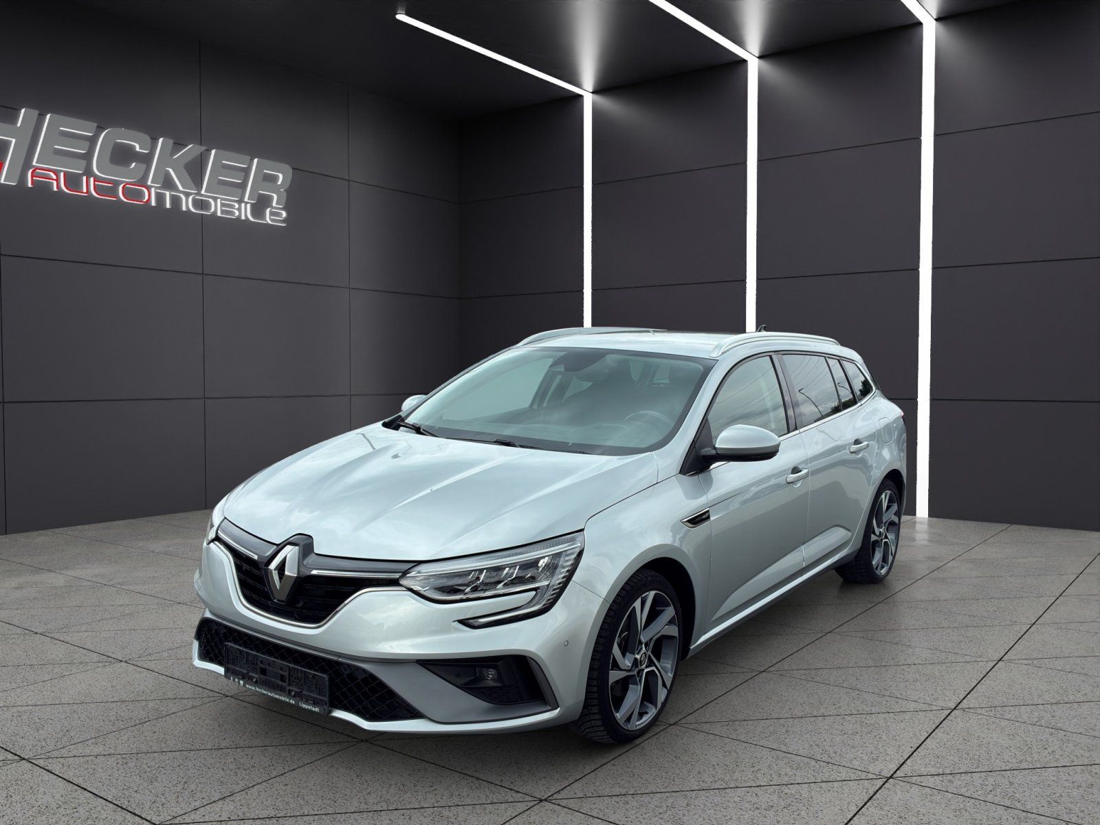 Renault Megane IV 1.6 E-TECH Plug-in 160 Grandtour