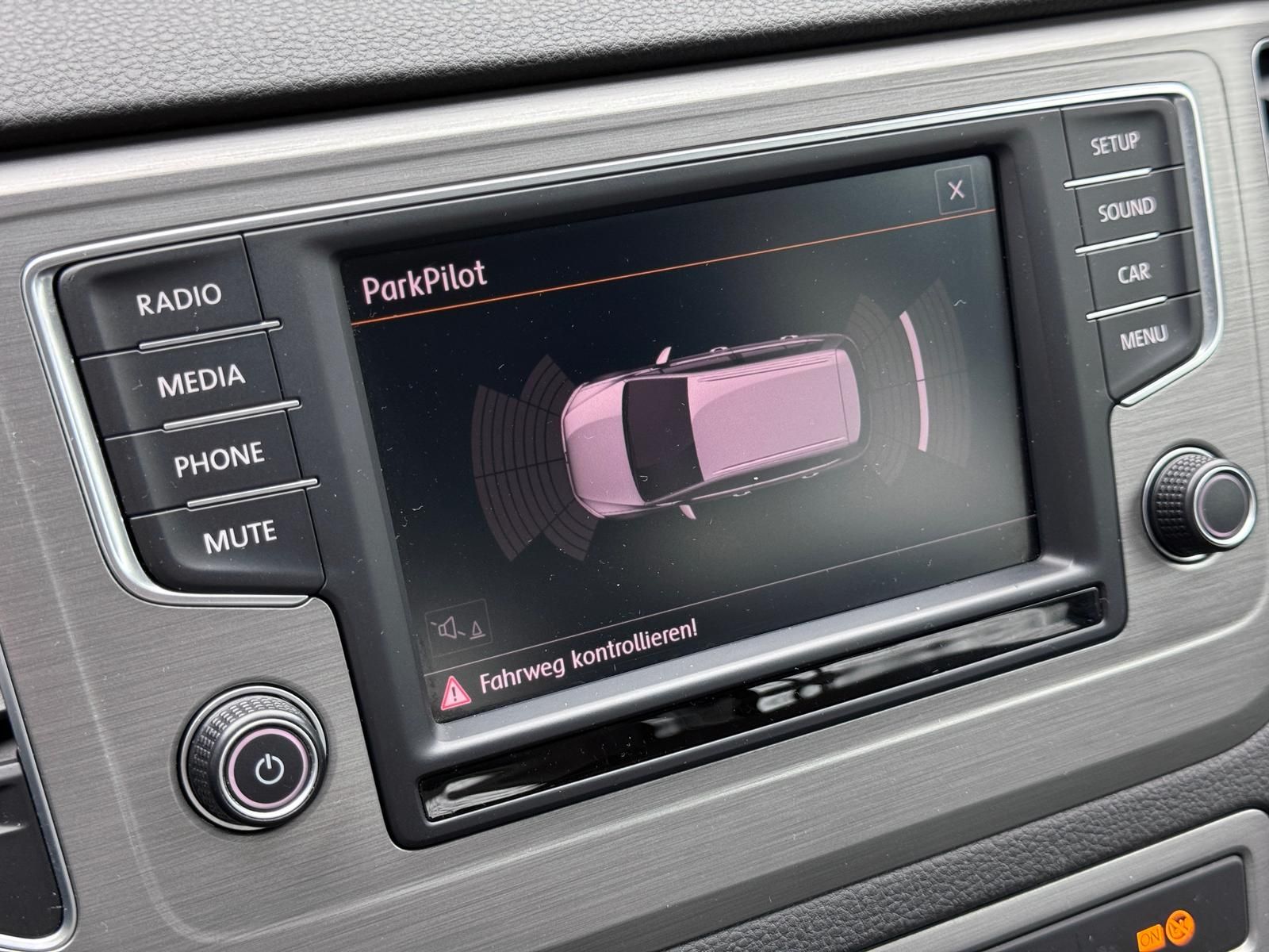 Fahrzeugabbildung Volkswagen 1.4 TSI/COMFORTLINE/SITZHZG/PDC/ALLWETTER/MASSGE
