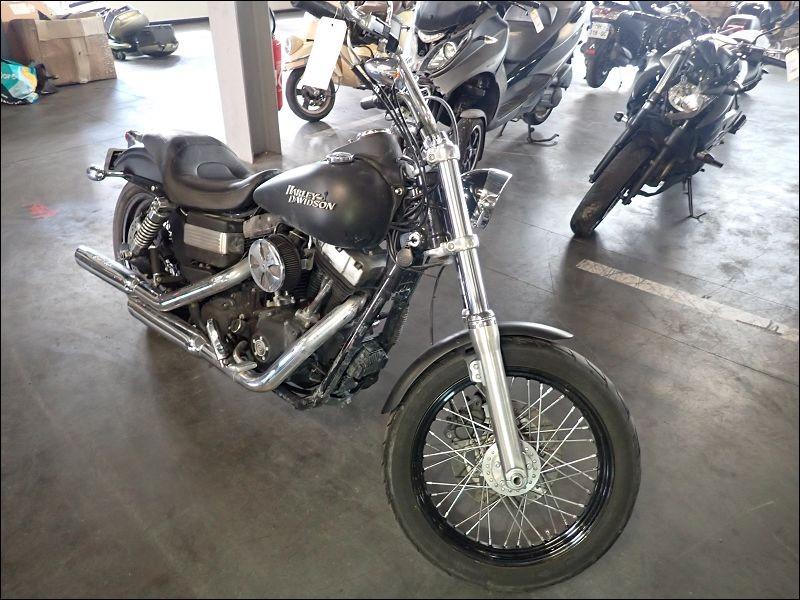 Harley-Davidson DYNA STREET BOB