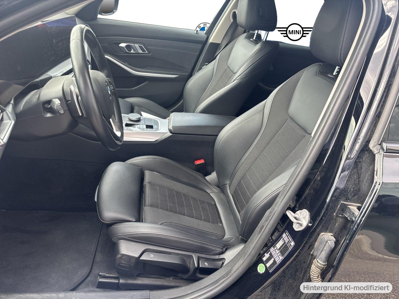 BMW 330i SHZ PDC PANO
