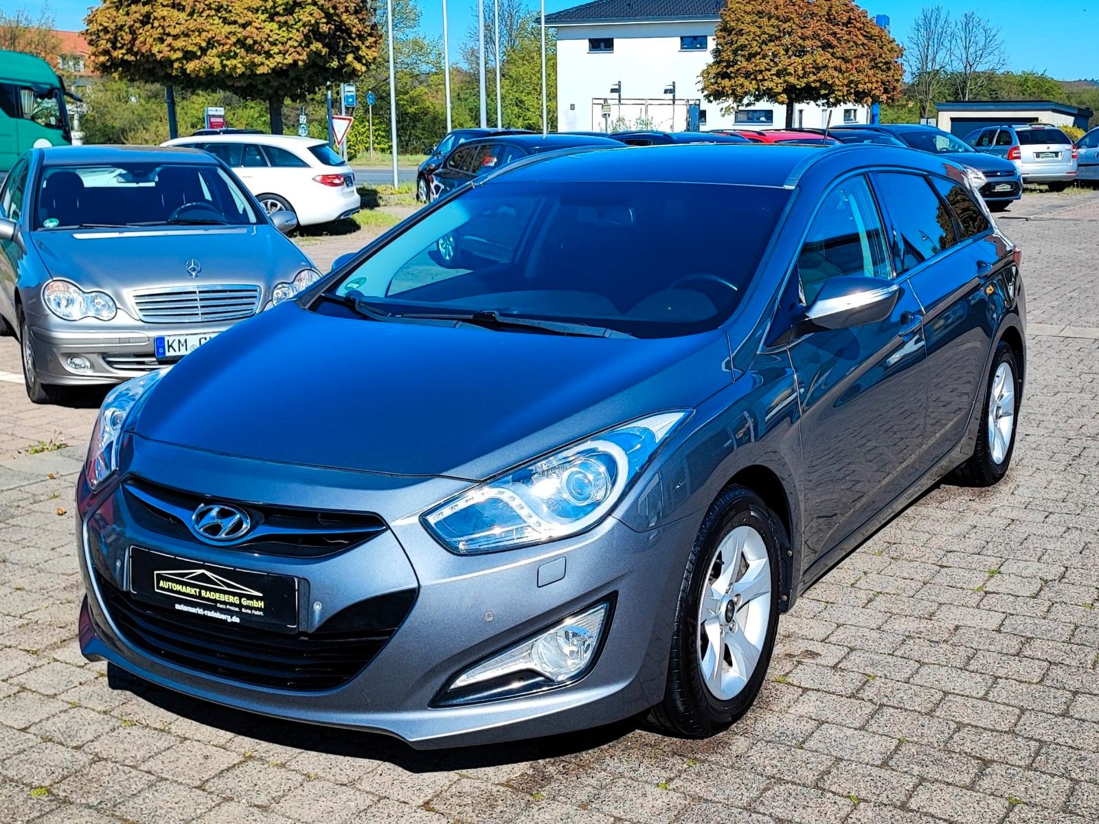 Hyundai i40 CW 1.6 CRDI 2.Hd Xenon RFK Insp+TÜV+Garantie