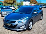 Hyundai i40 CW 1.6 CRDI 2.Hd Xenon RFK Insp+TÜV+Garantie - Hyundai i40 aus 2013