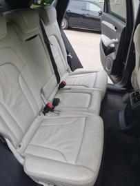 2011 AUDI Q5 — миниатюра 15