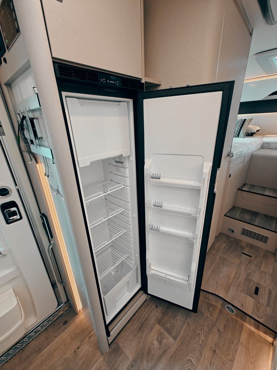 Fahrzeugabbildung HYMER / ERIBA / HYMERCAR TRAMP S 680 PREMIUM - 2025