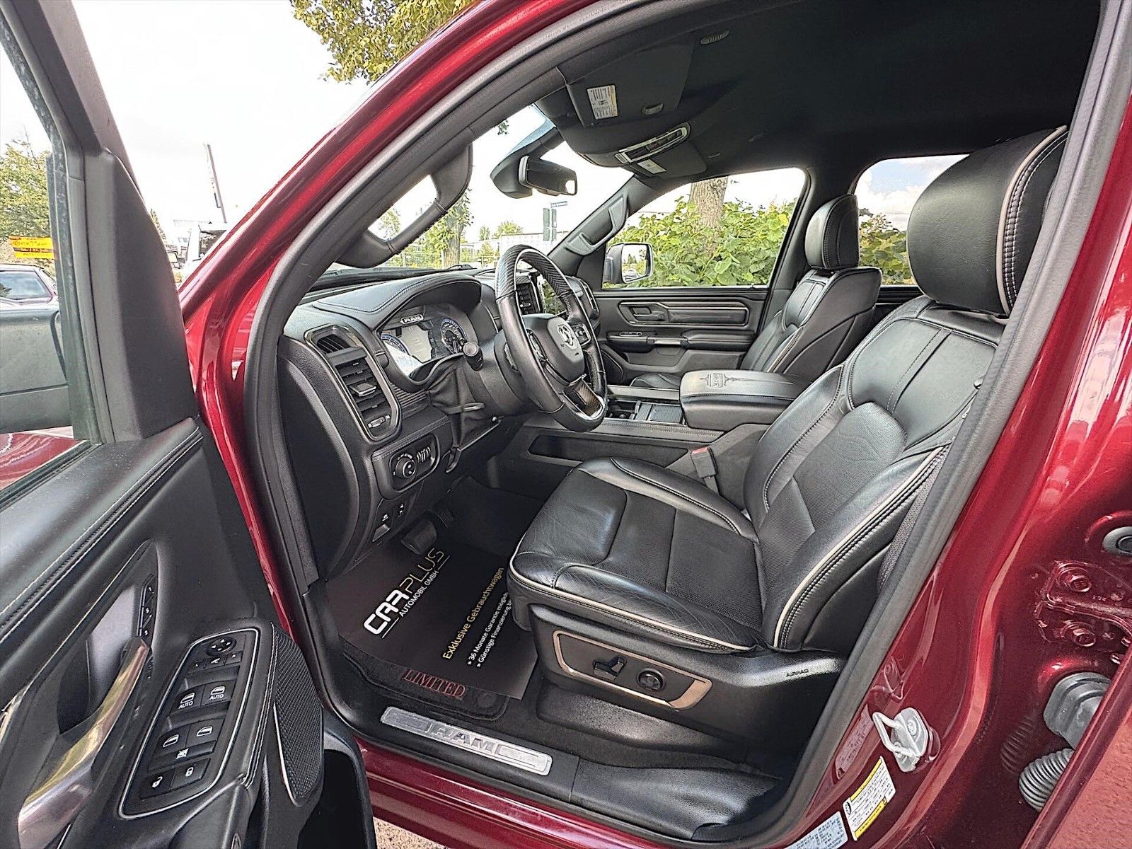 Fahrzeugabbildung Dodge RAM 5.7 V8 HEMI 4x4 LIMITED NightEdition Offroad