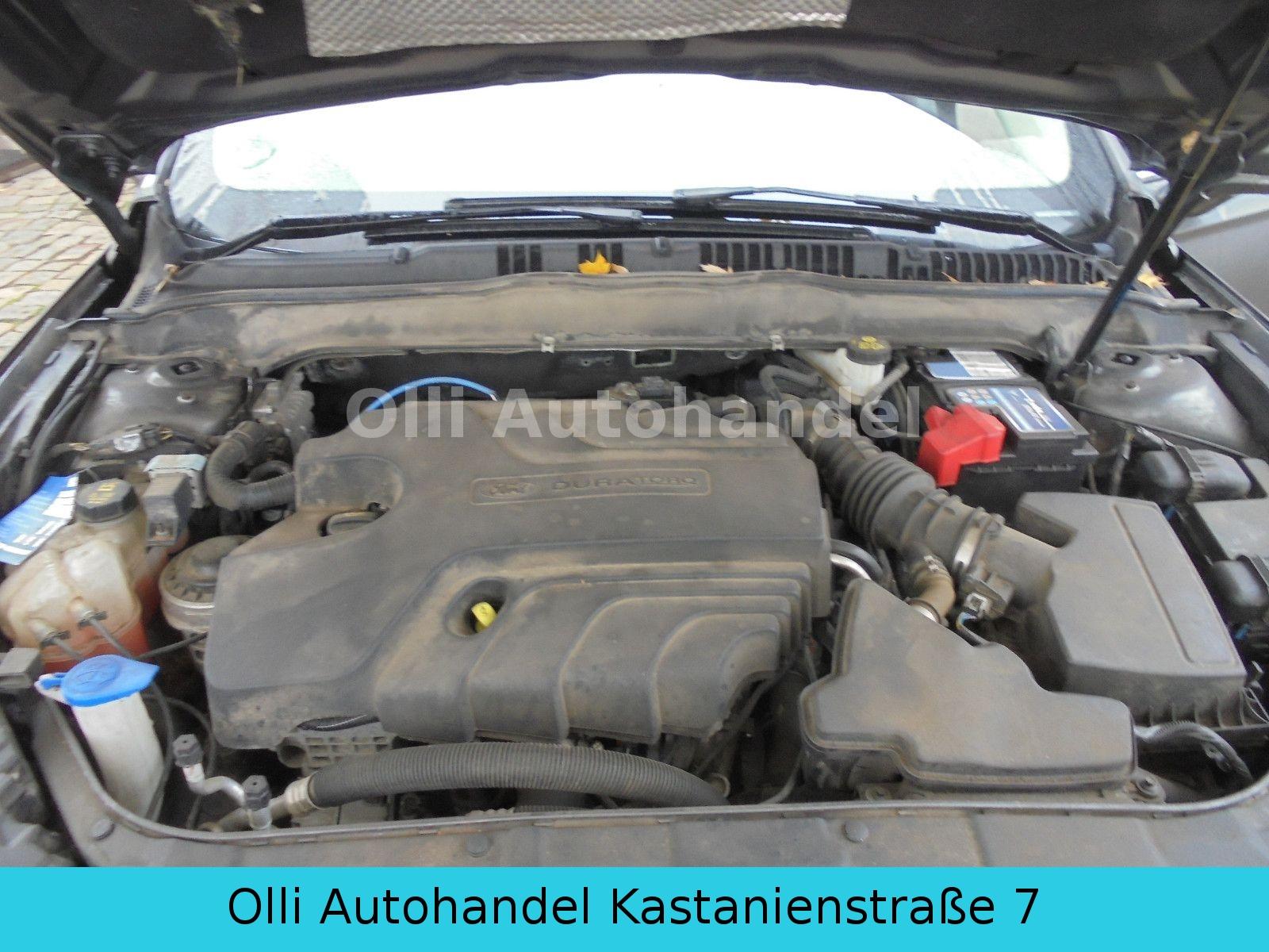 Ford Mondeo 2015 — photo 31