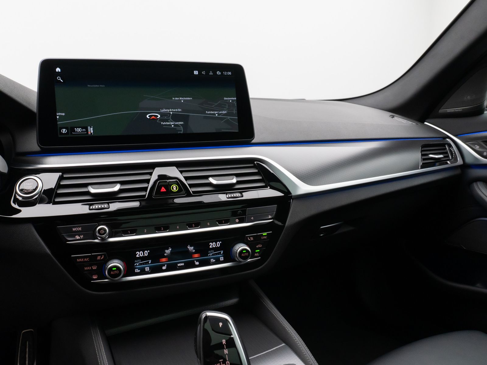 Fahrzeugabbildung BMW 530d xD M Sport Panoram Kamera Laser HUD DAB H/K
