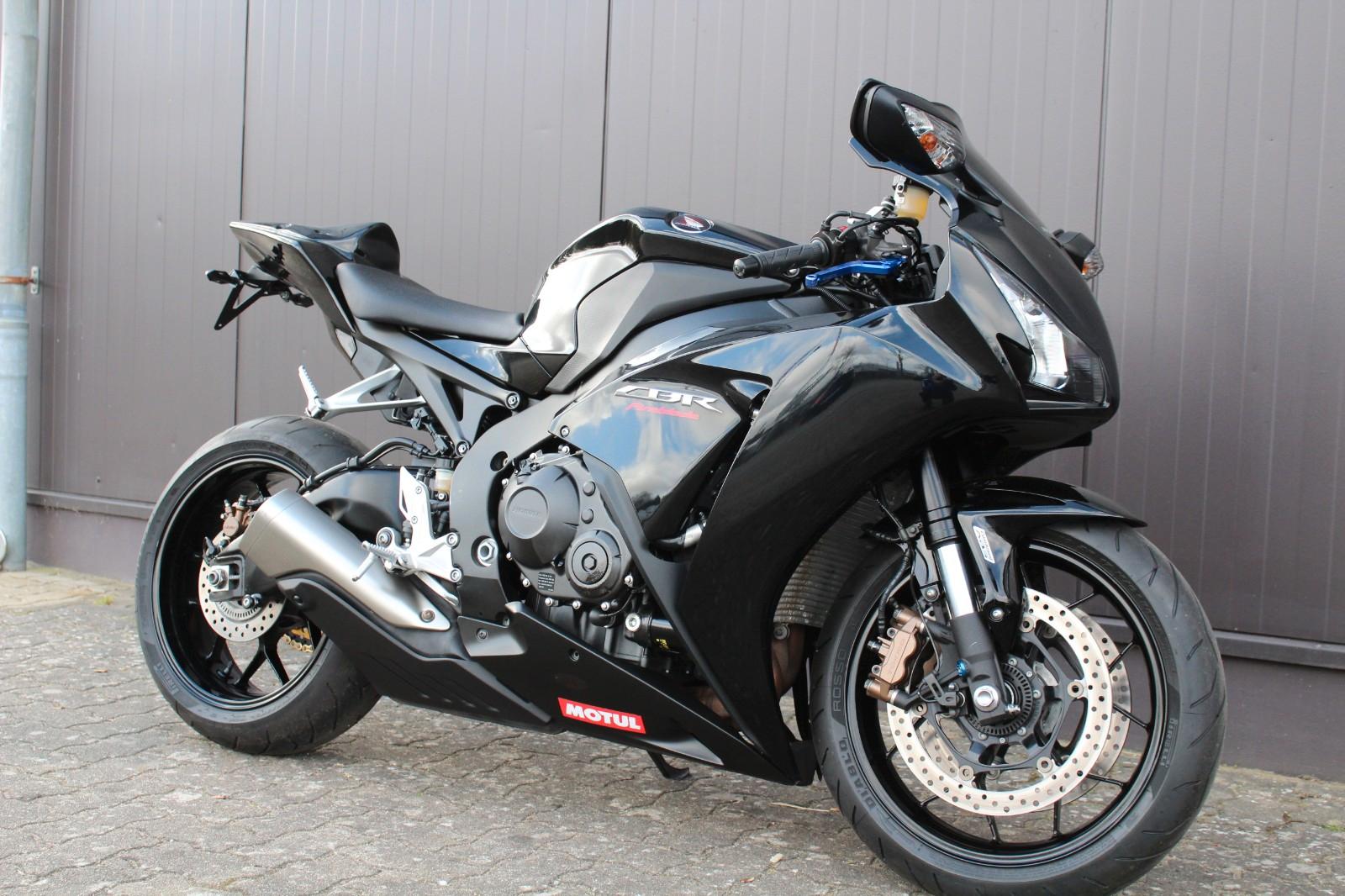 Honda CBR 1000 RR / ABS / Solositz / SC 59 / Zubehör