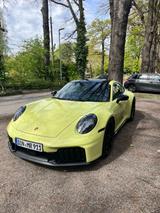 Porsche 992 Carrera 4 GTS Coupé  Facelift Cartagenagelb - gebrauchte Porsche 992 mit Facelift