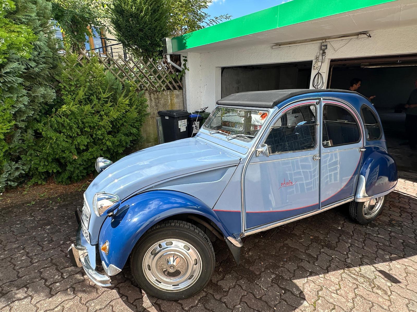 Citroën 2CV6 Club · 1987 · Zweifarb-Paris-Design · 65Tkm