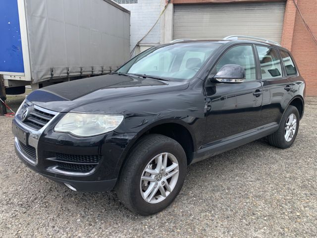 Volkswagen Touareg V6 3.0 TDI TÜV 04/2026 Allrad 4x4