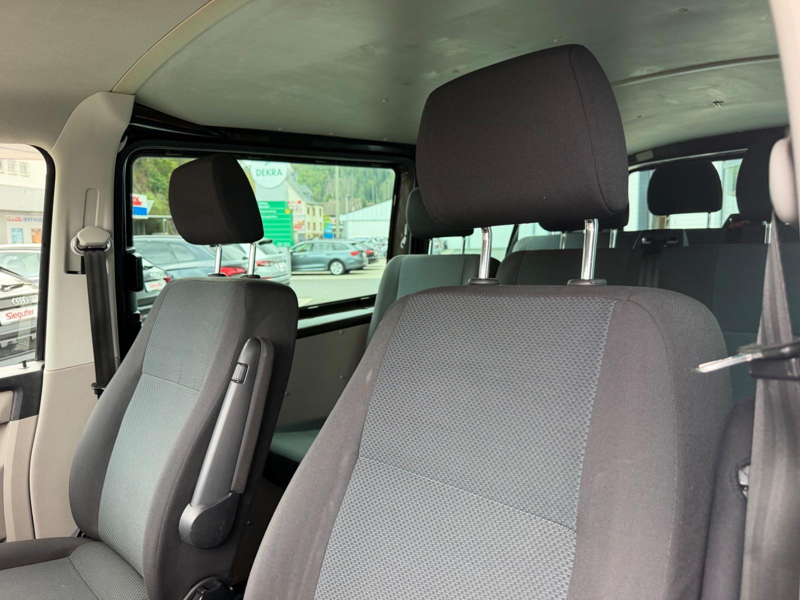 Volkswagen T6 Transporter 2.0 ZDI Kombi lang DSG 8-Sitzer