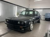 BMW 318 is - BMW 318 aus 1990: 318is