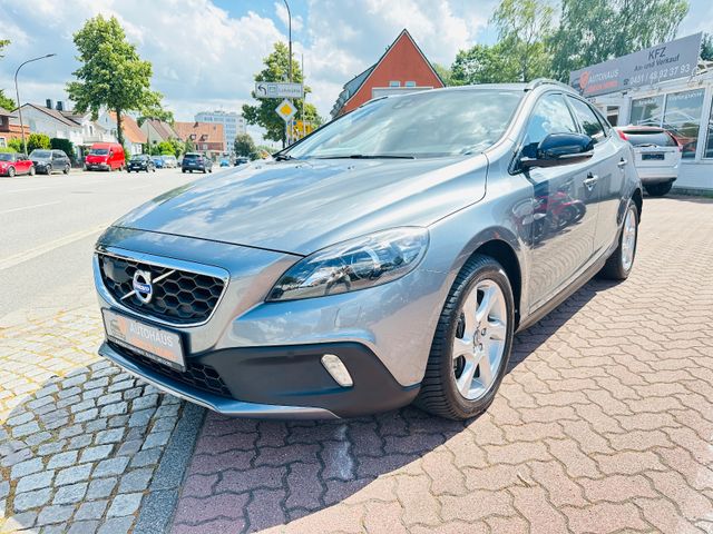 Volvo V40 Cross Country You! AWD