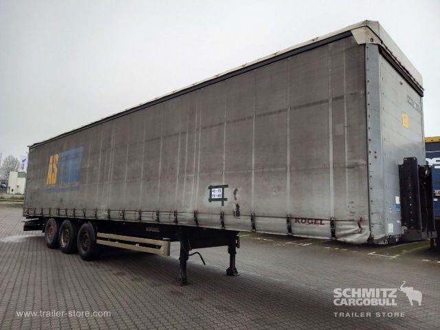 Kögel Curtainsider Coil