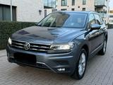 Volkswagen Tiguan Allspace Highline 4Motion - VW Tiguan Allspace Gebrauchtwagen in Hannover