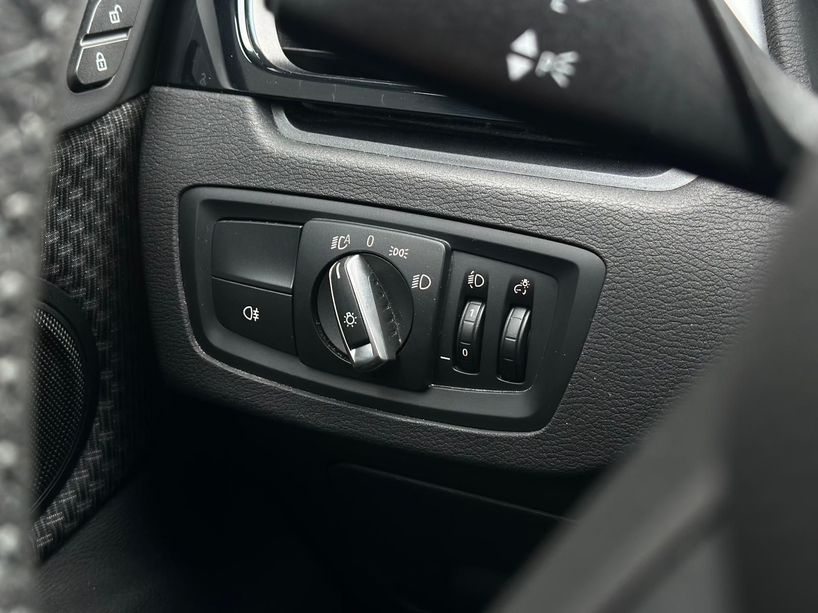 BMW X1 sDrive20i ADVANTAGE* SHZ#HUD#NAV#TEMP#KEYLESS - Image 19