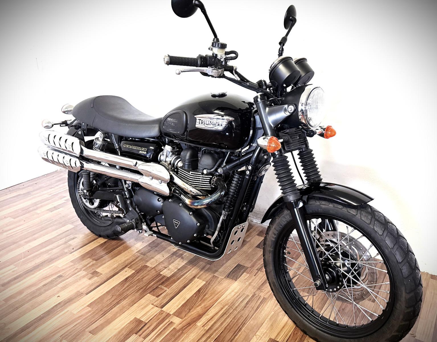 Triumph Scrambler 900 EFI