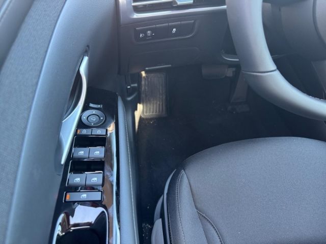 Fahrzeugabbildung Hyundai Tucson Select DCT Navi Digitales Cockpit LED ACC