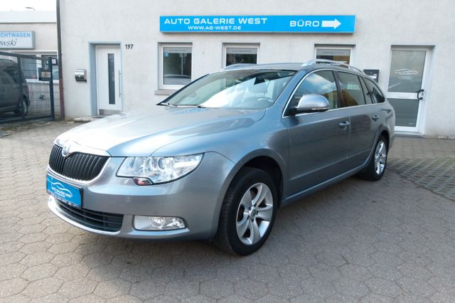 Skoda Superb Combi Ambition*XENON*AHK*SHZ*PDC*