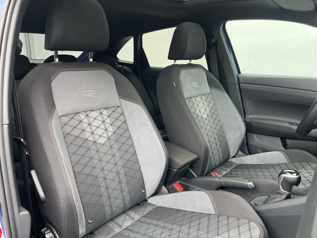 Taigo 1.0 TSI DSG R-Line Black Style Kamera/Pano