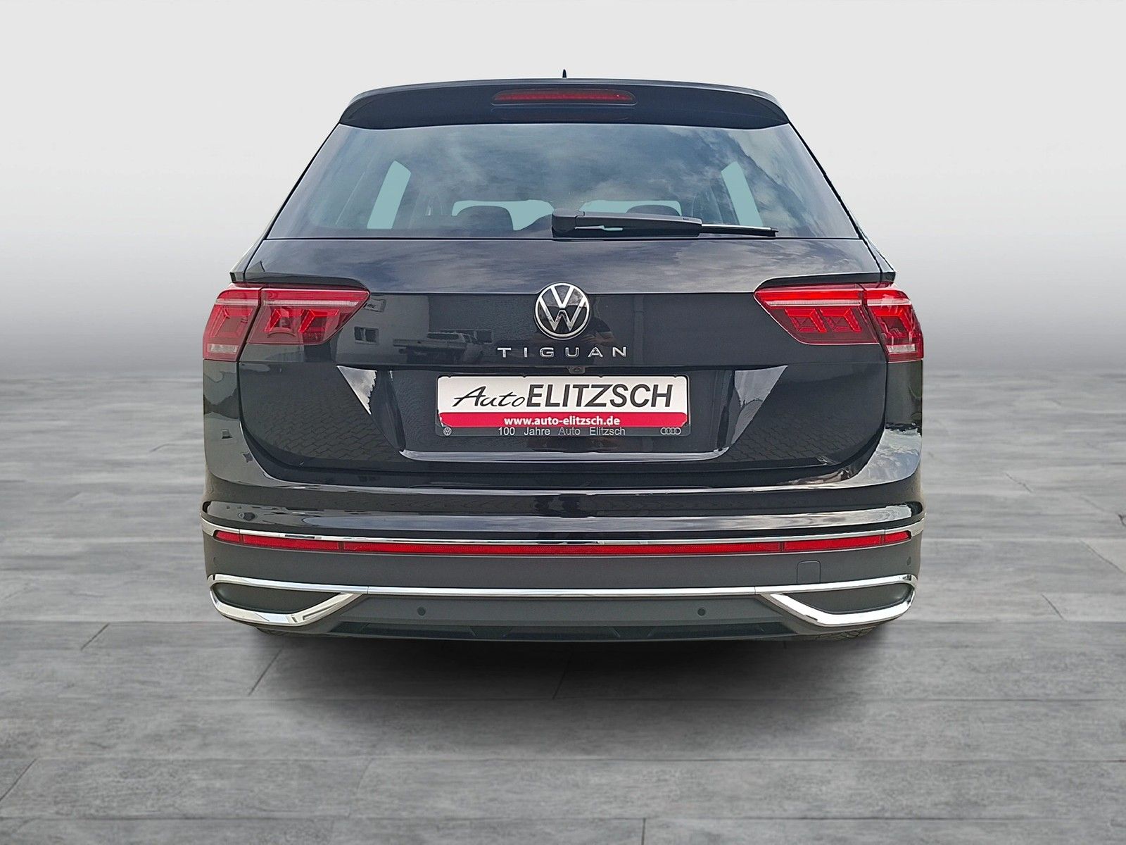 Fahrzeugabbildung Volkswagen Tiguan TSI Elegance DSG Matrix Navi AID HUD ACC