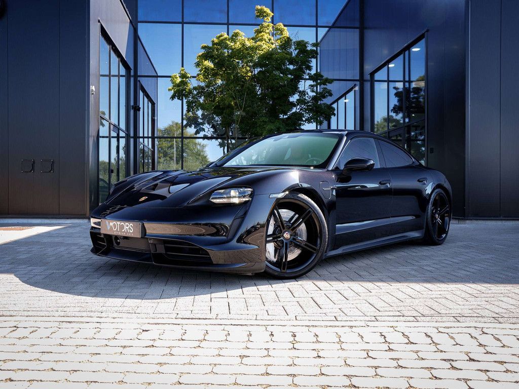 Image of Porsche Taycan