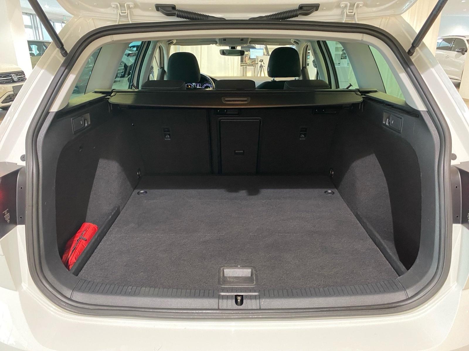 Volkswagen Golf VII Variant 2.0 TDI DSG R-Line DSG Navi RFK, миниатюра 15