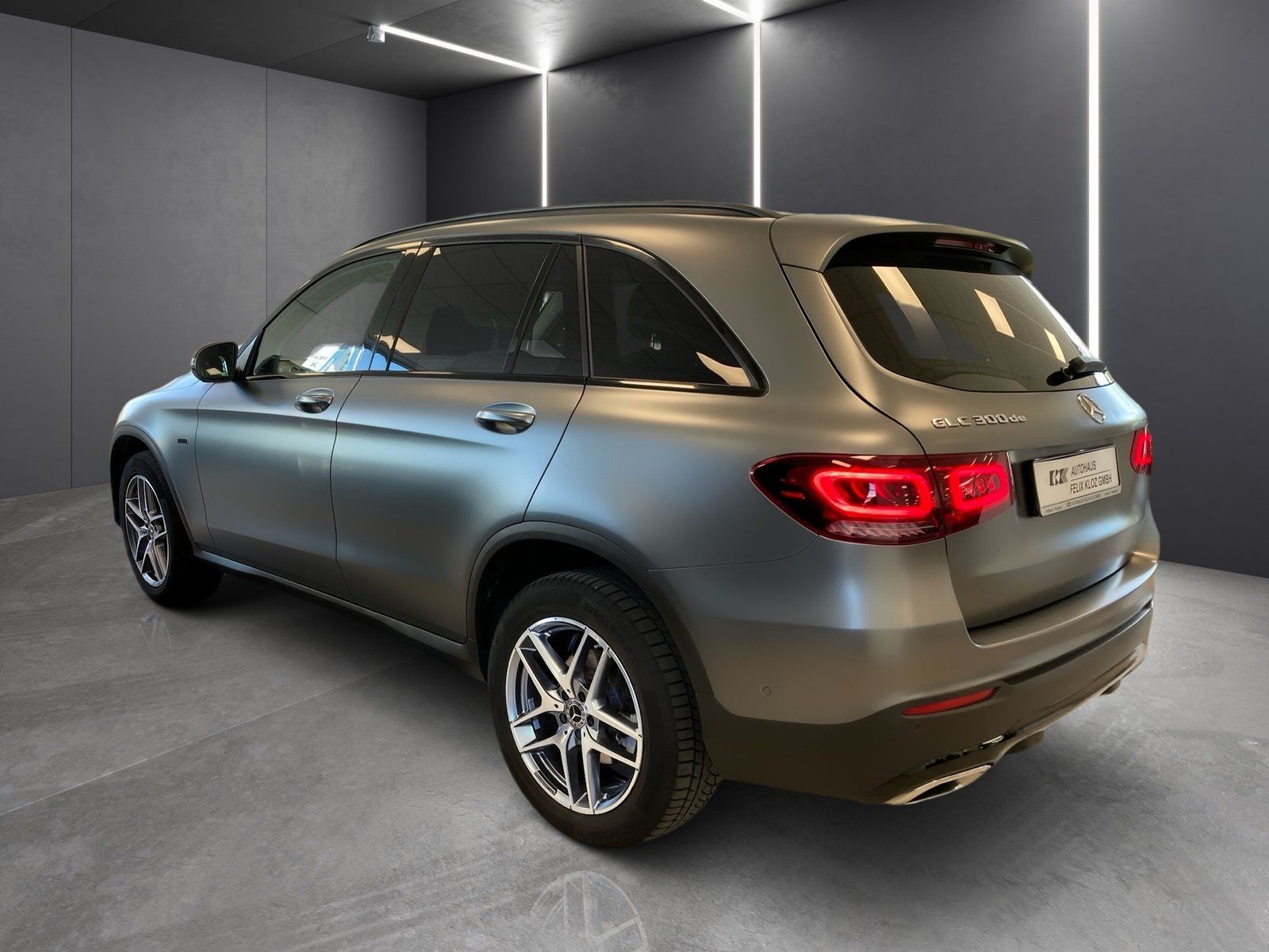 Fahrzeugabbildung Mercedes-Benz GLC 300 de 4M*Distronic*AHK*Totwinkel*360°*EasyP