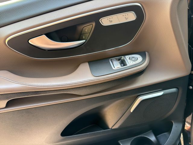 Mercedes-Benz V 300 d LANG AMG PAKET/EDITION 21/ LEDER / 360 – Bild 10 von 22