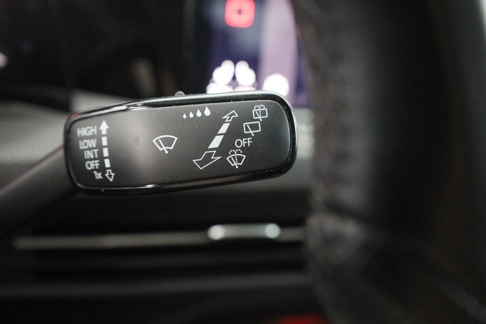 Volkswagen Golf VIII 1.4 eHybrid DSG GTE LED Navi ACC PDC, миниатюра 19