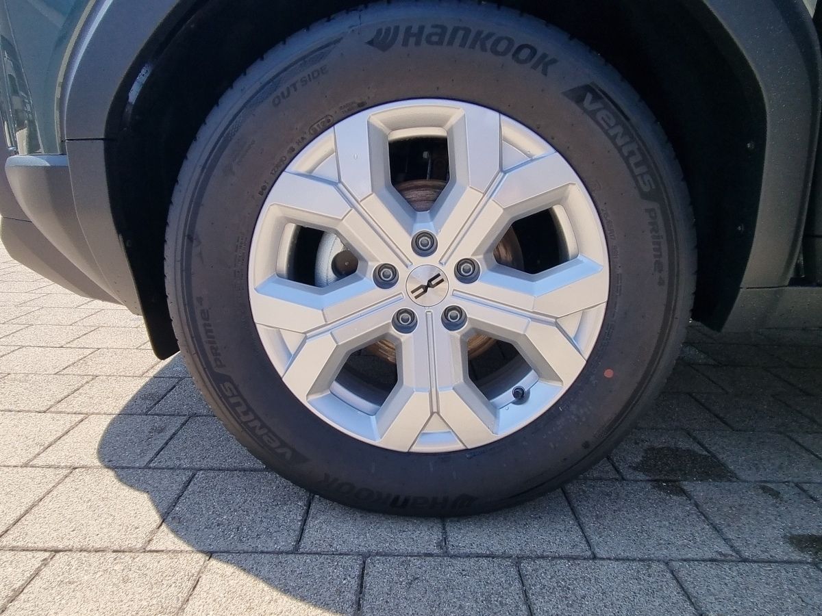 Fahrzeugabbildung Dacia Duster Expression Eco-G 120
