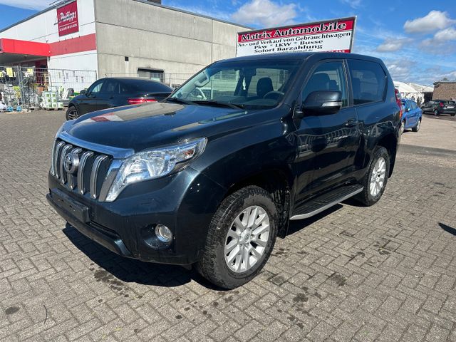 Toyota Land Cruiser;NAVI,Leder ,Kamera  ,Euro 6