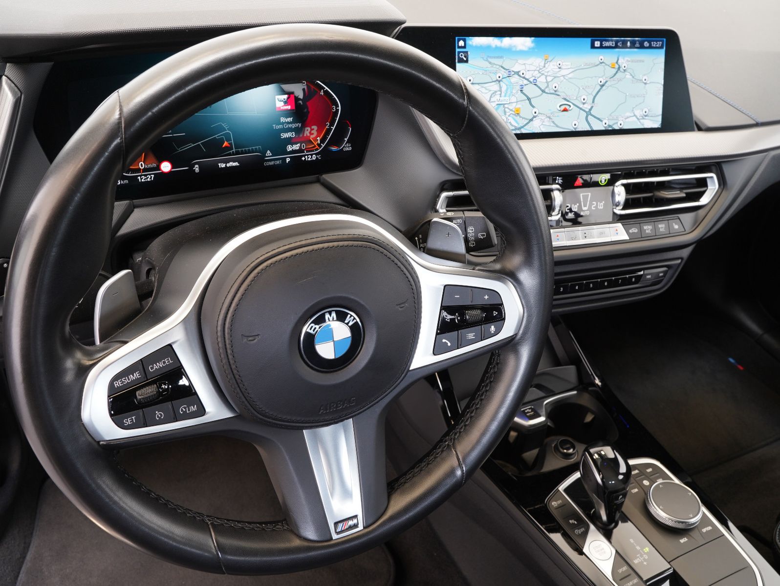 Fahrzeugabbildung BMW 120 i M SPORT SHADOW/HIFI/LIVE-COCKPIT/CARPLAY