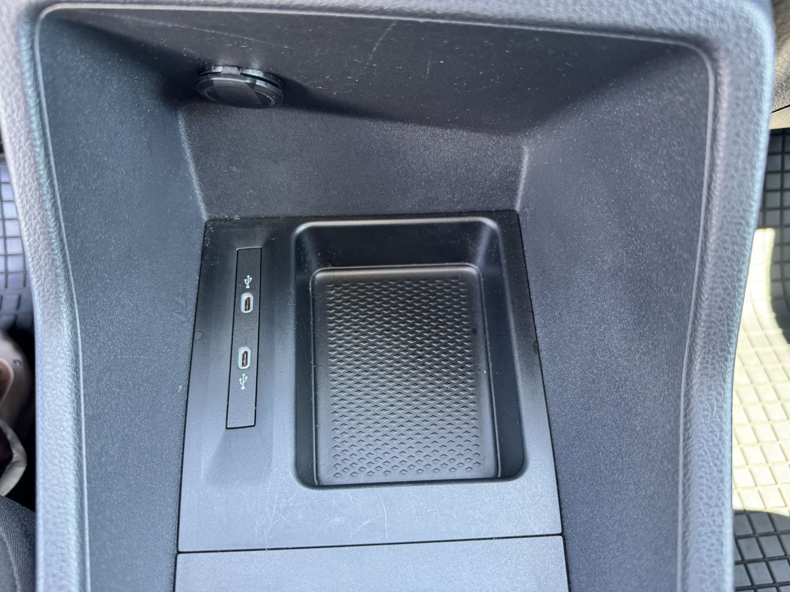 Volkswagen Caddy - Bild 11