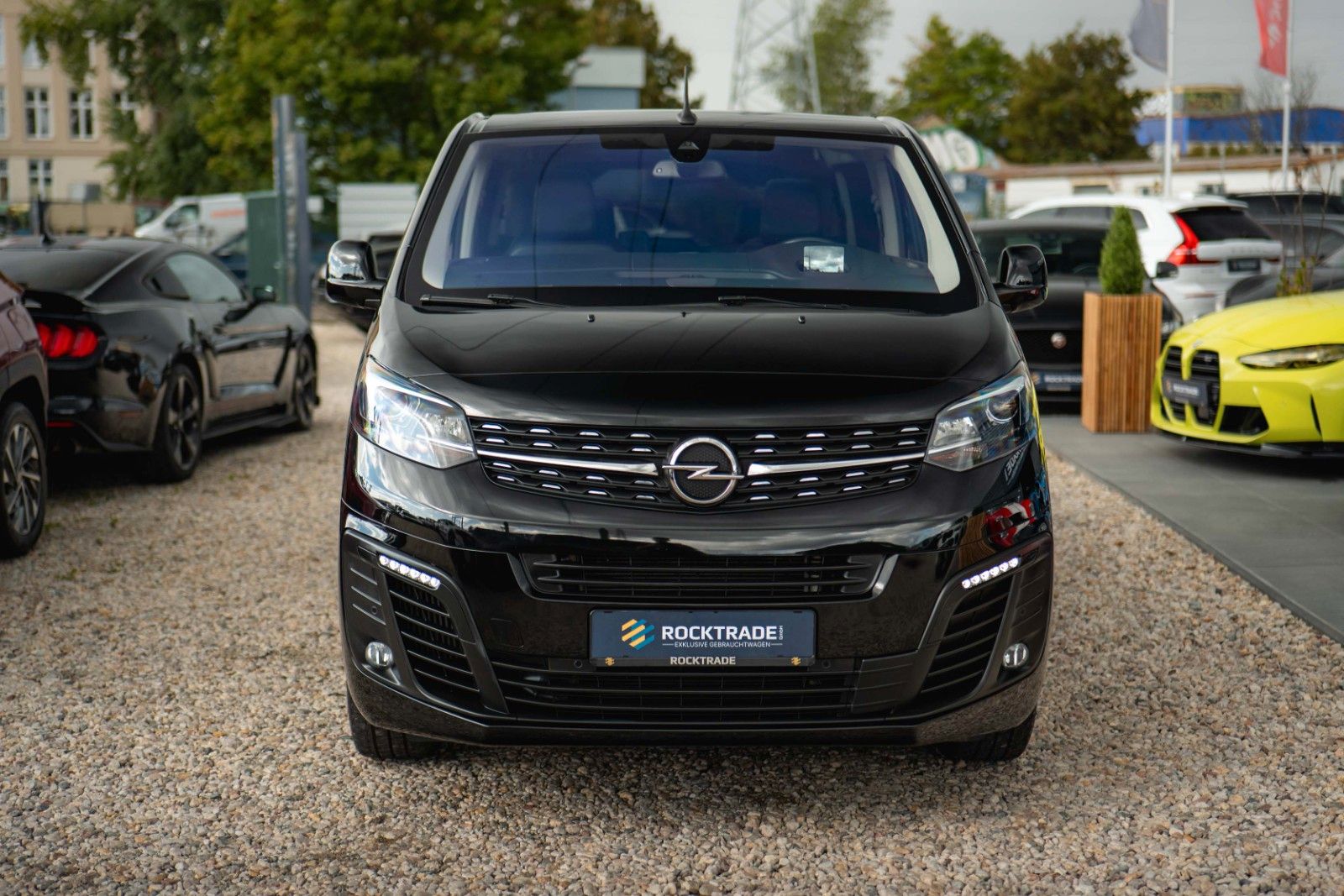 Fahrzeugabbildung Opel Zafira Life Innovation L3 Black Edition *Pano*