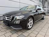 Mercedes-Benz E 220 E -Klasse Lim. E 220 d 4Matic - Mercedes-Benz E 220: 4matic