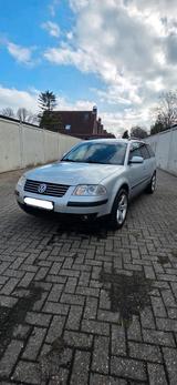 Volkswagen Passat 3bg Kombi AHK 8 Fachbereit Gepflegt... - Volkswagen Passat aus 2001: Kombi
