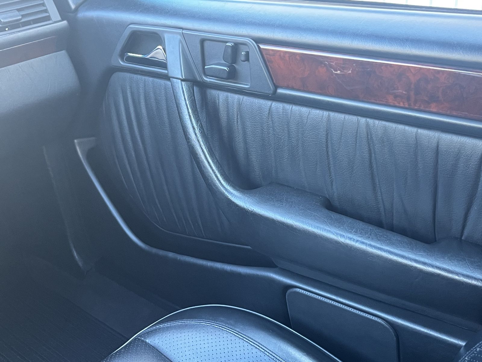 Fahrzeugabbildung Mercedes-Benz E 500 TOP ZUSTAND**SAMMLERFAHRZEUG**