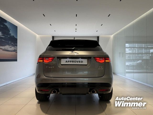 Foto Nummer 7: JAGUAR F-Pace