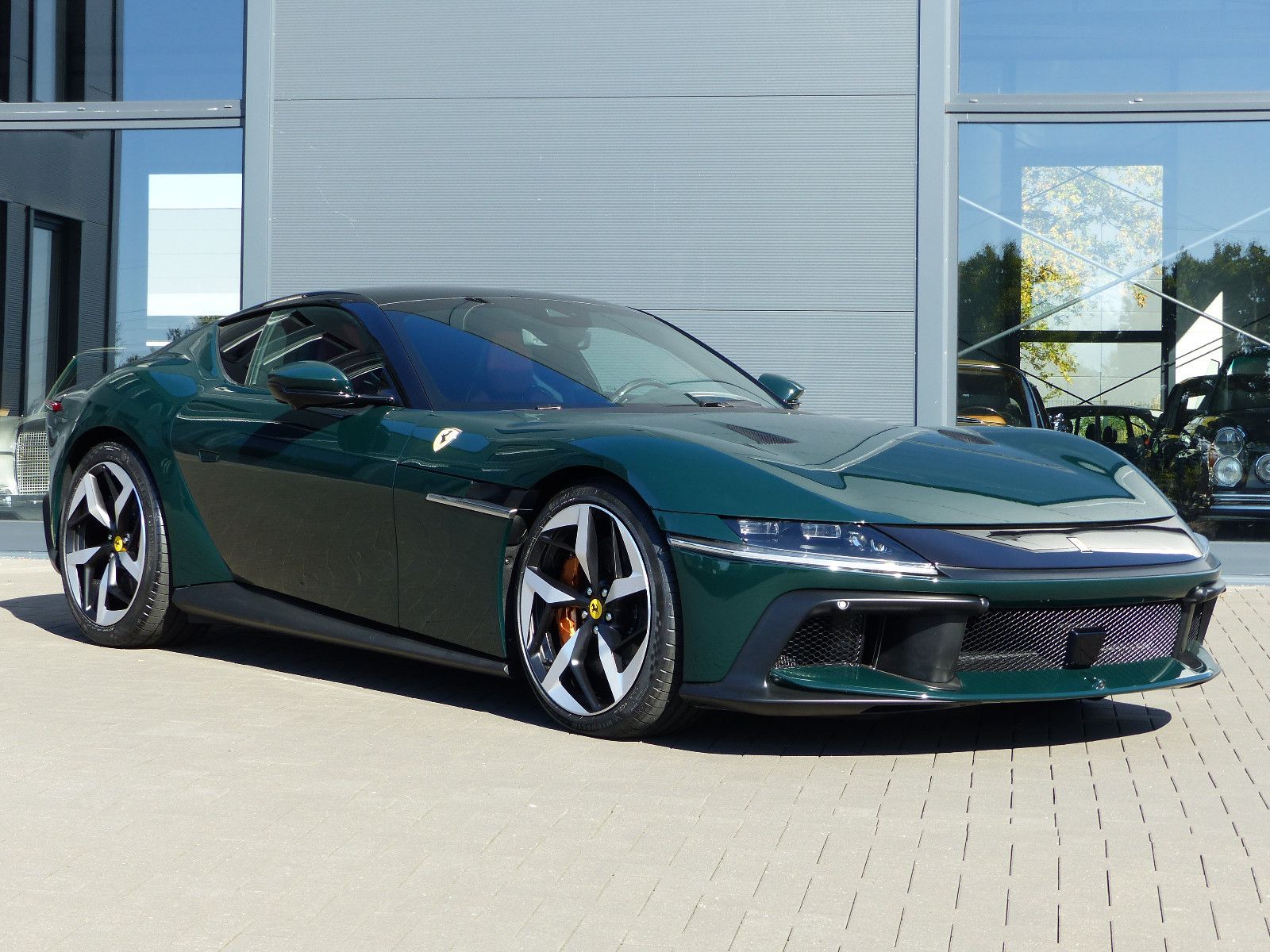 Fahrzeugabbildung Ferrari 12Cilindri *Inzahlungnahme/Trade-in*