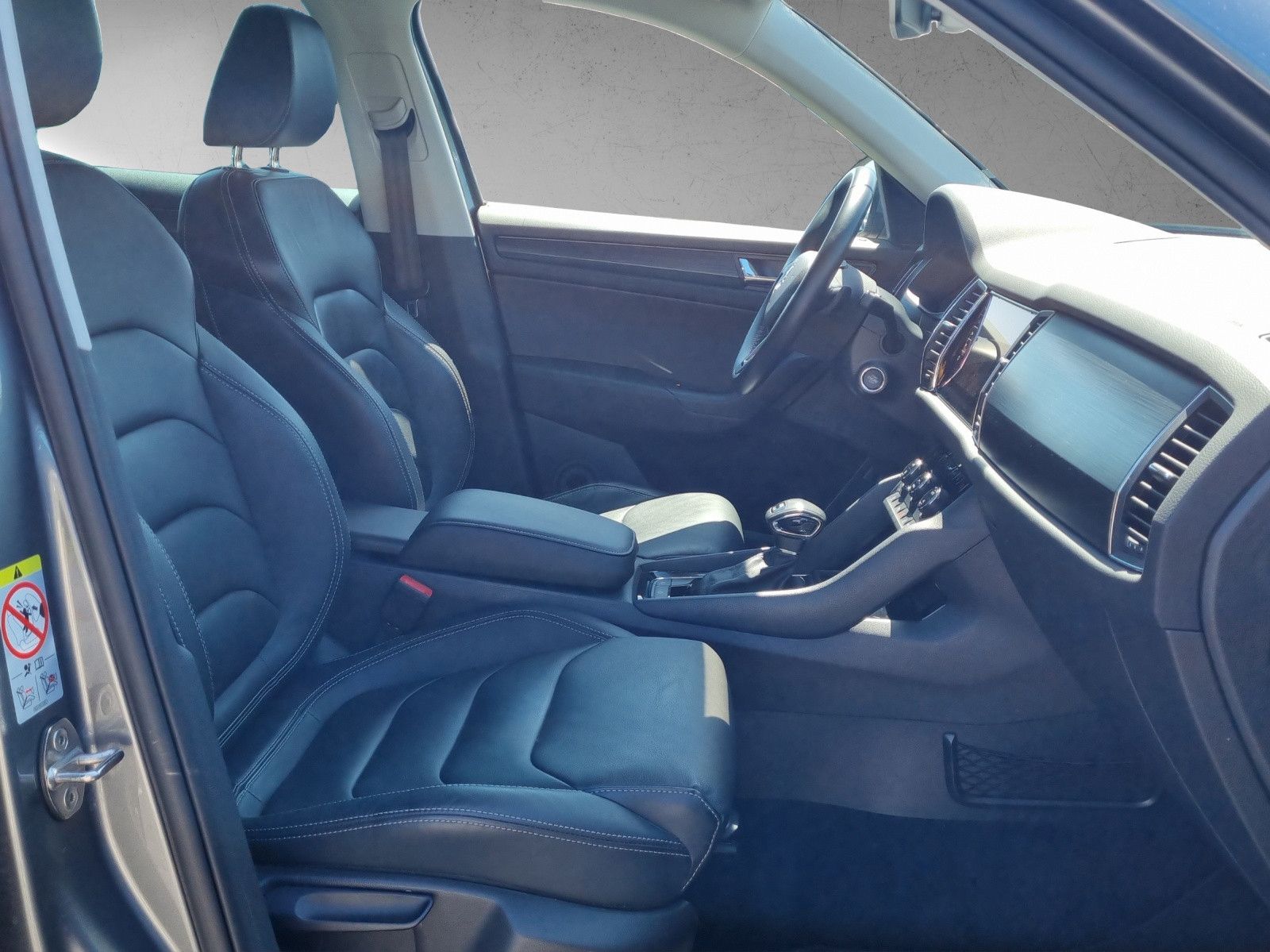 Fahrzeugabbildung SKODA Kodiaq Soleil 4x4 2,0 TSI DSG Navi ACC PDC
