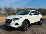 Nissan Qashqai 1.3 DIG-T Shiro Klimaauto Kamera - Nissan Qashqai: Shiro