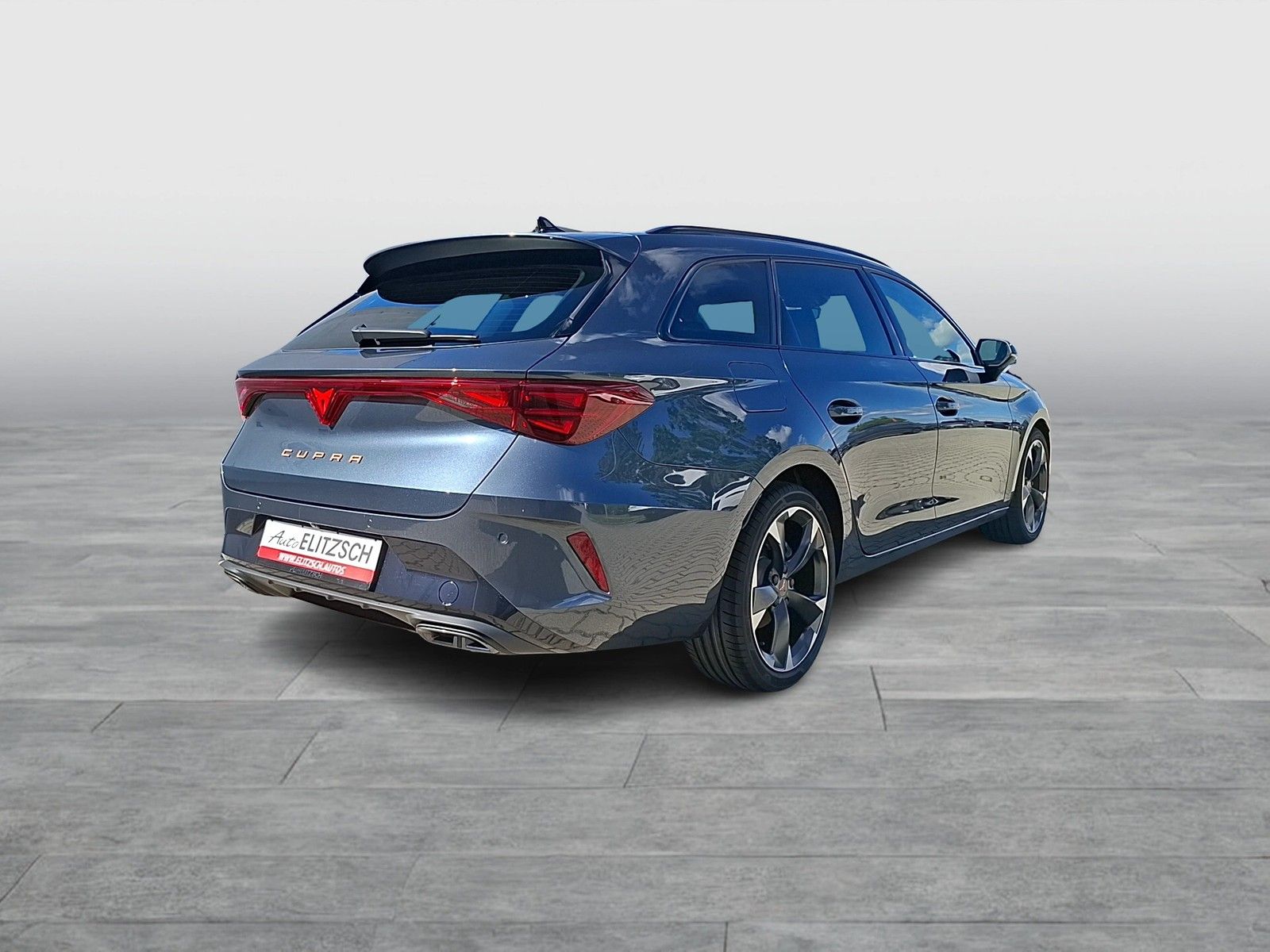 Fahrzeugabbildung CUPRA Leon ST eTSI DSG LED CarPlay ACC RFK SH  18"