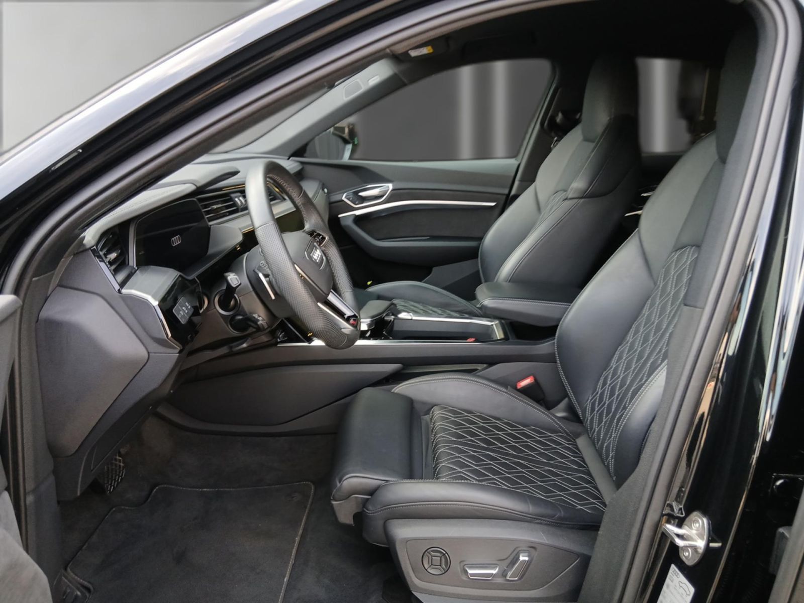 Audi e-tron - Bild 11