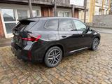 BMW iX1 xDrive30 - - BMW iX1 von privat