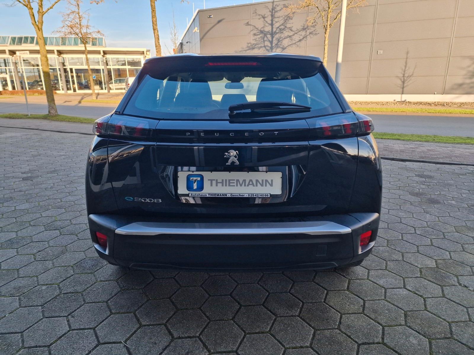 Peugeot 2008 e- Active Pack