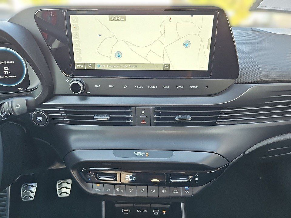 Fahrzeugabbildung Hyundai BAYON 1.0T TREND KOMFORT-P NAVI+4xSHZ+QI+KLIMAAT